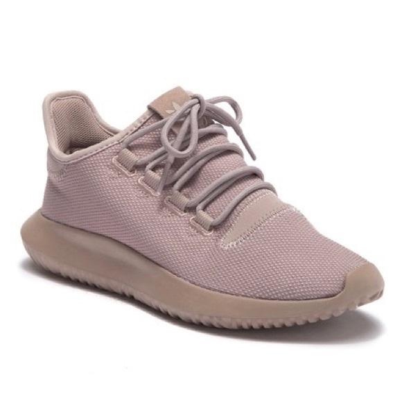 adidas tubular 38